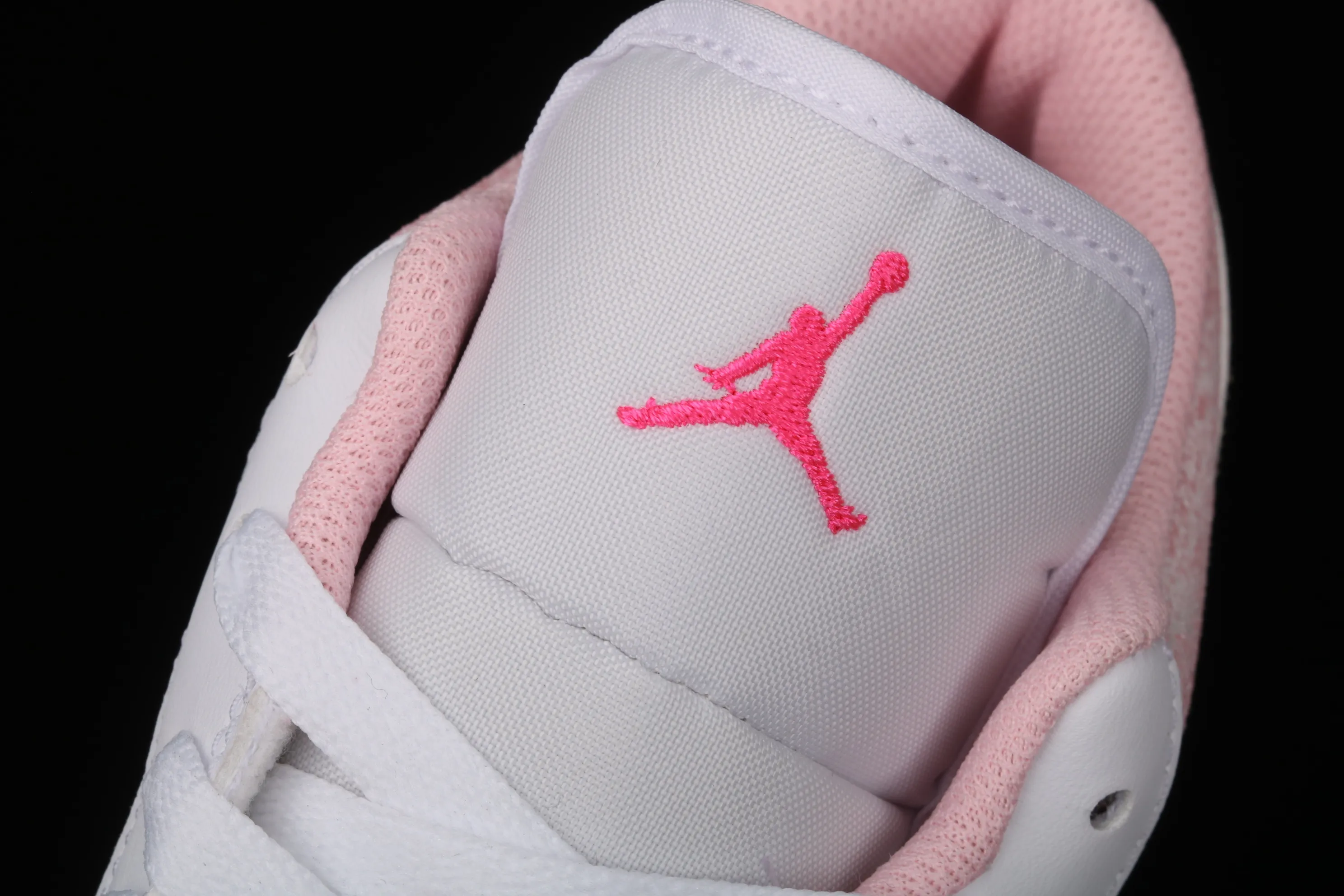 All categories Air Jordan Jordan series basketball shoes Air Jordan 1 Low Air Jordan 1 Low GS AJ1 Joe 1 low-top ice cream low-top basketball shoes CW7104-601